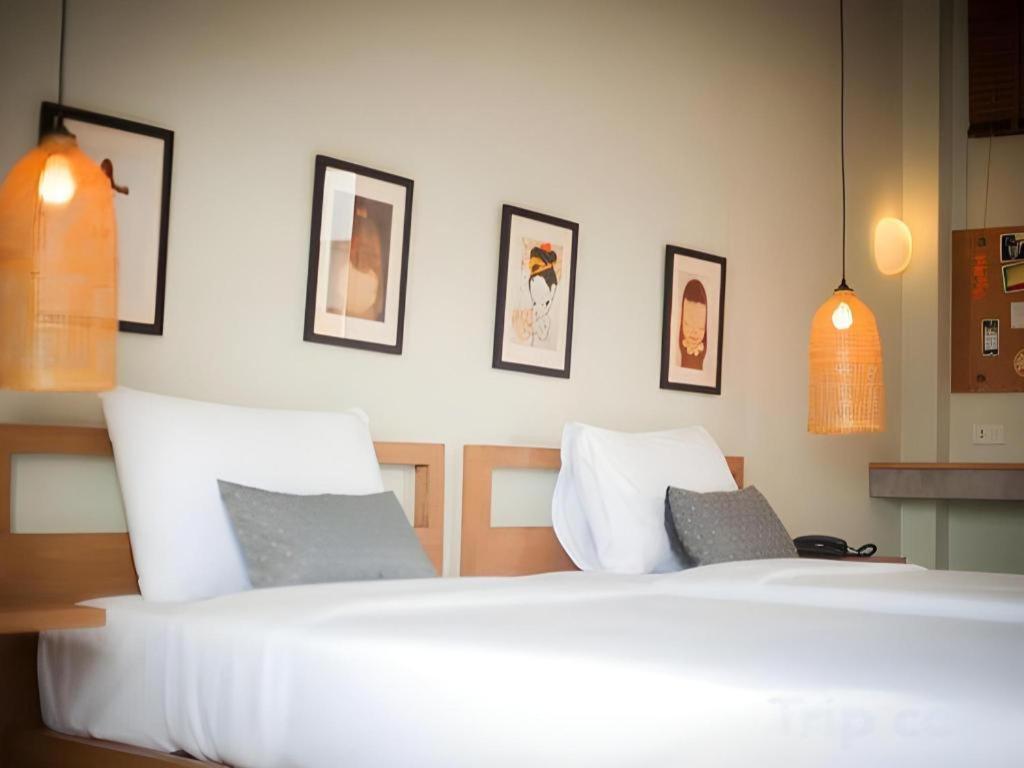 Yellow Moon Hotel Pattaya Luaran gambar