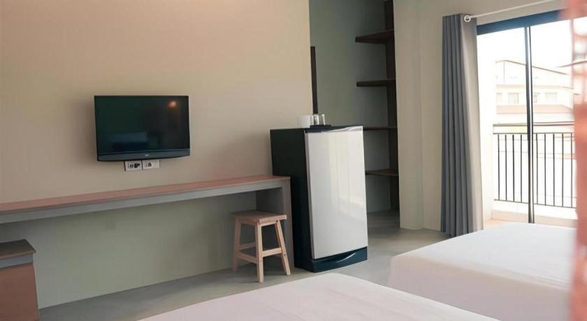 Yellow Moon Hotel Pattaya Luaran gambar