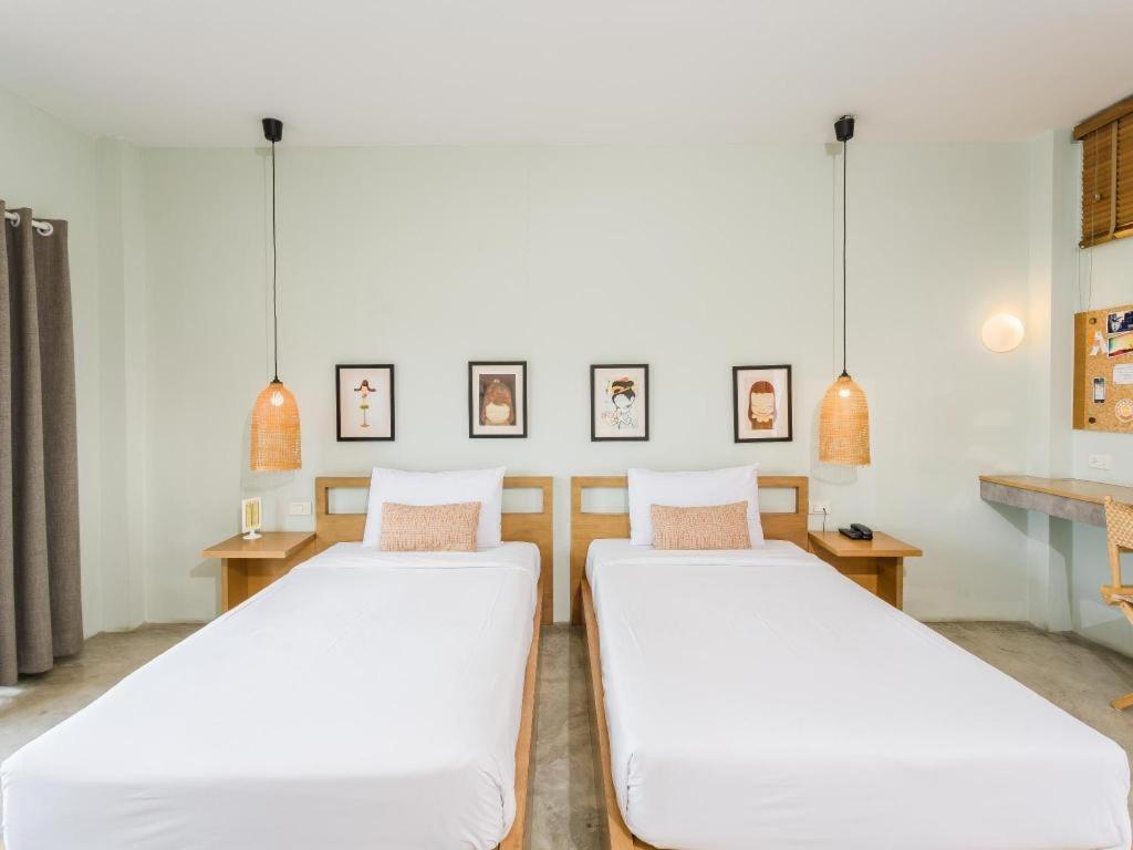 Yellow Moon Hotel Pattaya Luaran gambar